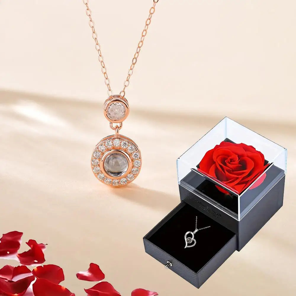 Heart Pendant Jewelry Projection With Rose