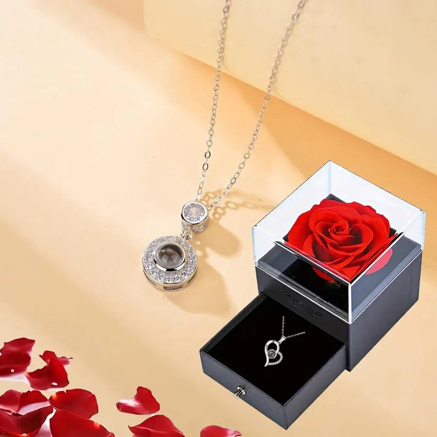 Heart Pendant Jewelry Projection With Rose